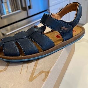 New ‘Camper’ kid River Blue leather sandal